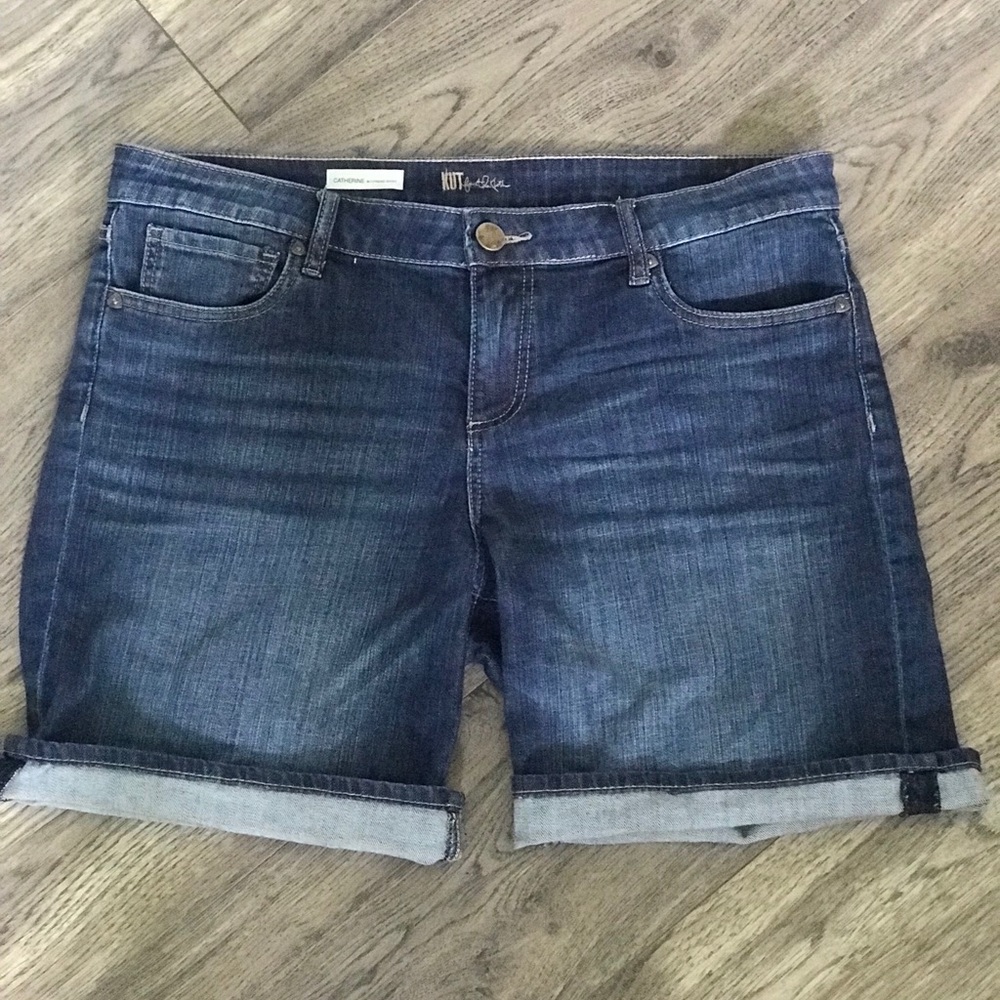 KUTfromthe cloth Catherine Boyfriend Short Size 12